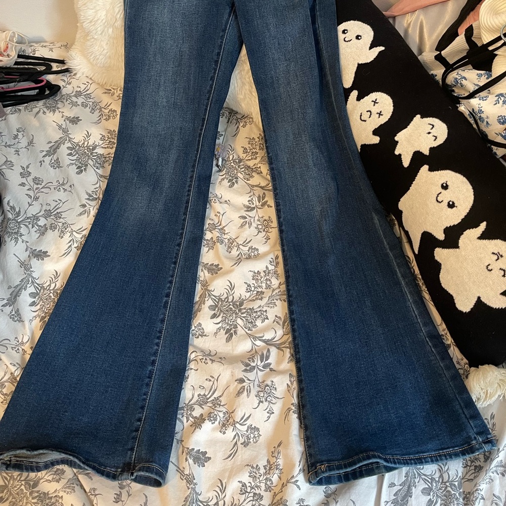 XS size 0 - Classic High-Waisted Blue Flared Women Jeans